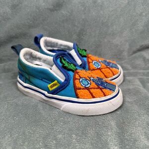 6c Vans x SpongeBob SquarePants Slip On Shoes 124 Conch Street Pineapple